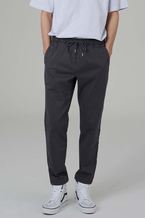 MEN BASIC SLIM FIT PANTS CHARCOAL