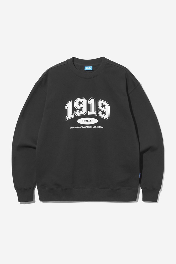남녀공용 1919 로고 프린트 스웨트셔츠[BLACK](UB3LT87_39)는 캐주얼, 스포티, 미니멀 스타일을 모두 아우르는 스웨트셔츠입니다. 가을, 겨울 시즌에 적합하며, 부드러운 면 소재로 제작되어 편안한 착용감을 선사합니다. 라운드넥에 오버핏 디자인, 긴소매 기장으로 제작되었으며 두꺼운 두께감으로 따뜻하게 착용할 수 있습니다. 1919 로고 프린트가 돋보이는 블랙 컬러의 스웨트셔츠로, 일상 속에서 개성 있는 스타일을 연출해보세요.

