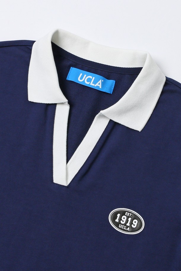 **여성 1919 UCLA 오픈 카라 원피스[NAVY](UB9OP50_45)**

1919 UCLA(유씨엘에이) 오픈 카라 원피스는 캐주얼하고 스포티한 스타일을 연출하는 여성 의류입니다. 네이비 컬러로, 봄, 여름에 얇게 착용하기 좋은 면 소재의 긴 소매 원피스입니다. 오픈 카라 디자인과 UCLA 로고가 특징이며, 여행룩이나 휴가룩으로 활용하기 좋습니다. 레귤러핏으로 편안하게 착용 가능하며, 부드러운 촉감을 선사합니다. 미니멀한 스타일을 선호하는 분들께 추천합니다.
