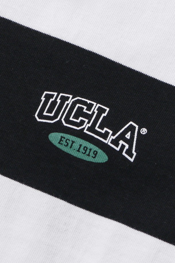 남녀공용 럭비 스트라이프 반팔 카라 티셔츠[화이트] (UB6ST89_31)는 캐주얼, 스포티, 클래식 스타일을 모두 아우르는 제품입니다. 면 소재로 제작되어 봄, 여름 시즌에 시원하고 편안하게 착용 가능하며, 레귤러 핏으로 제작되었습니다. 화이트 바탕에 럭비 스트라이프 패턴이 더해져 경쾌한 느낌을 주며, 카라 디자인과 반소매 기장이 특징입니다. 일상복으로 활용하기 좋으며, 남녀 모두에게 잘 어울리는 디자인입니다.
