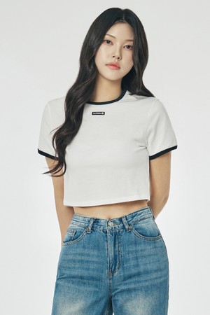 여성 크레스트 칼 로고 크롭 슬림핏 티셔츠[O-WHITE](UB6ST57_33)