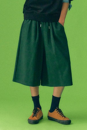 남녀공용 풀밴딩 원턱 버뮤다 팬츠[GREEN](UB5SP84_66)