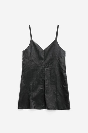 시크 무드 페이크 레더 V넥 슬립 원피스(HBBOPA1)