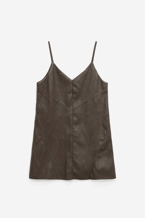 시크 무드 페이크 레더 V넥 슬립 원피스(HBBOPA1)