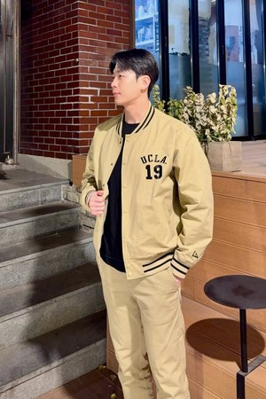 남녀공용 바이오 피그먼트 바시티 자켓[BEIGE](UC3UJ20_25)