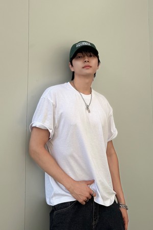 남녀공용 컴포트 크롭 티셔츠[WHITE](UC6STA8_31)