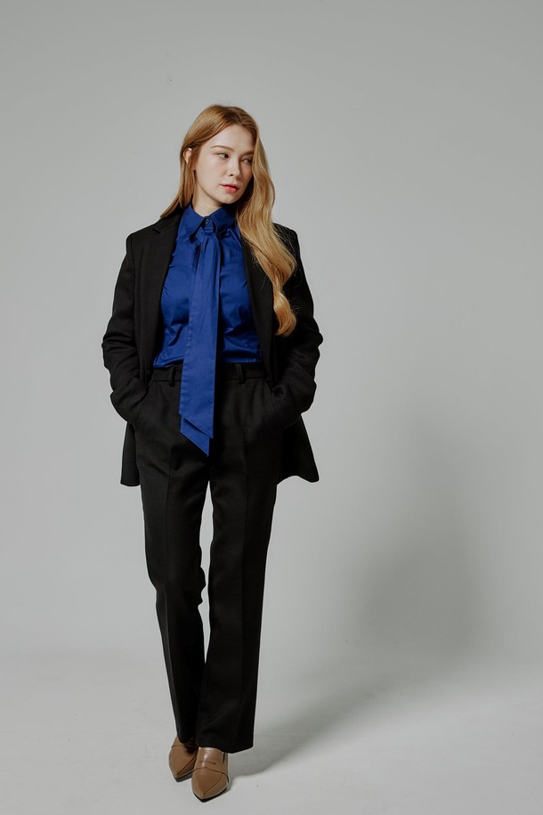 BELLEMA - 블라우스 - Cotton Slim Fit Tie Puff Blouse[navy]