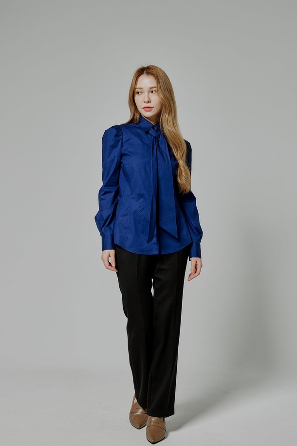 BELLEMA - 블라우스 - Cotton Slim Fit Tie Puff Blouse[navy]