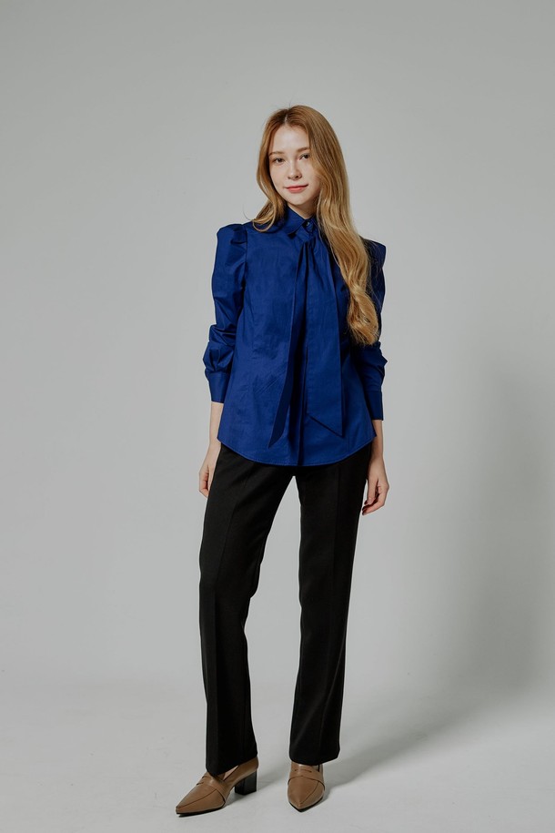 BELLEMA - 블라우스 - Cotton Slim Fit Tie Puff Blouse[navy]