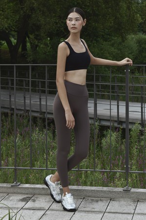 티나 에센셜 9부 레깅스