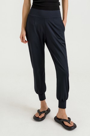 뉴 시그니쳐 조거 No.1