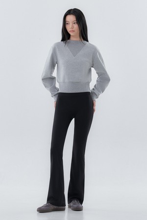 밸런싱 크롭 맨투맨