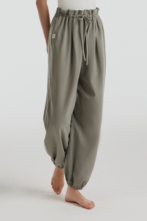 반다 라이트 이지 조거 팬츠