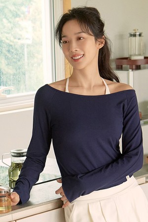 반다 소프트 오프숄더 커버업