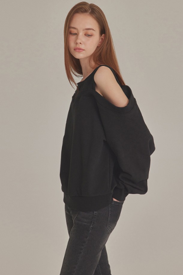 TOPGIRL  - 긴소매 티셔츠 - ONE-SHOULDER CUT OUT SWEATSHIRTS_T426TP126