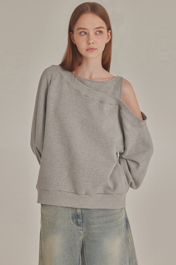 TOPGIRL  - 긴소매 티셔츠 - ONE-SHOULDER CUT OUT SWEATSHIRTS_T426TP126