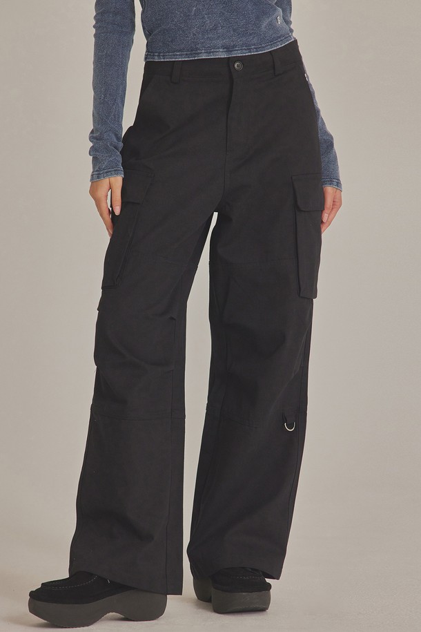 TOPGIRL  - 트레이닝 팬츠/조거 - WIDE-LEG CARGO PANTS_T423BT700