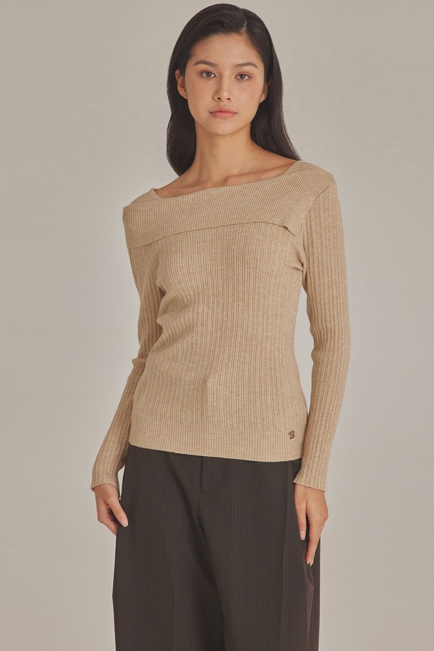 TOPGIRL  - 스웨터 - UNBALANCED COVER SHOULDER KNIT TOP_T423TP100