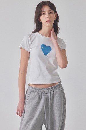 HEART-SHAPED BALOON-PRINTED T-SHIRT_T416TP103