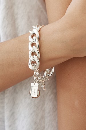 23 White bold chain Bracelet-silver