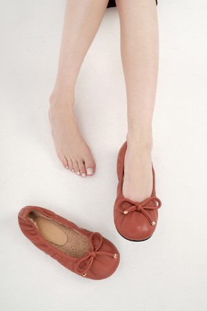 Bonnet Ribbon Fur Flat Shoes 보네뜨 리본플랫