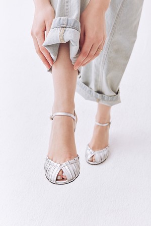 Sunny Multi Strap Sandals 써니 스트랩 샌들 힐 7cm