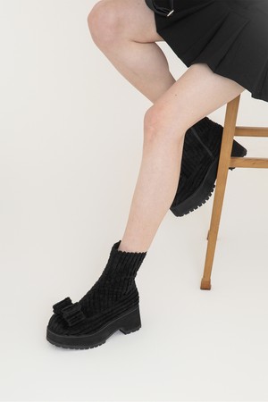 Bizu Ribbon Ankle Boots 비쥬 리본 코듀로이 플랫폼 부츠