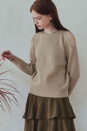 오프닝 오프숄더 니트 / 베이지