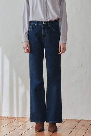 세미 부츠컷 데님 팬츠 / 인디고