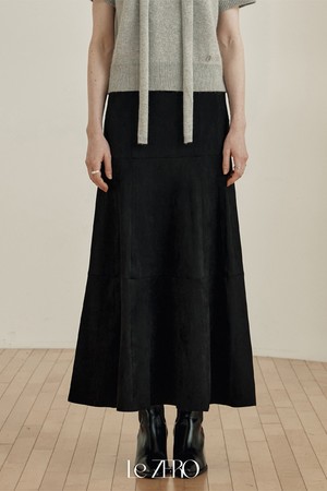 르제로 스웨이드 플레어 스커트 / 블랙
