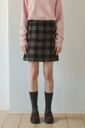 허쉬 체크 스커트 / 브라우니 블랙