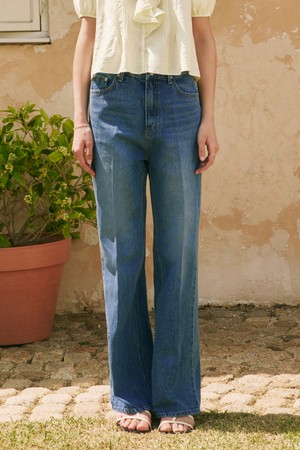 워싱 세미 부츠컷 데님 팬츠 / 인디고