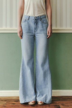 절개 부츠컷 데님 팬츠 / 라이트인디고