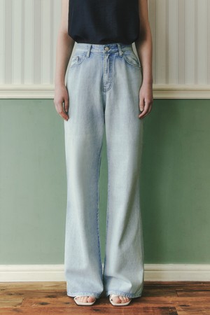 워싱 루즈핏 데님 팬츠 / 아이스블루