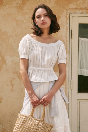 레이스 셔링 블라우스 / 화이트