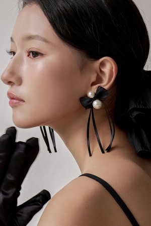 모노 테일 진주 귀걸이 JB-25-008E
