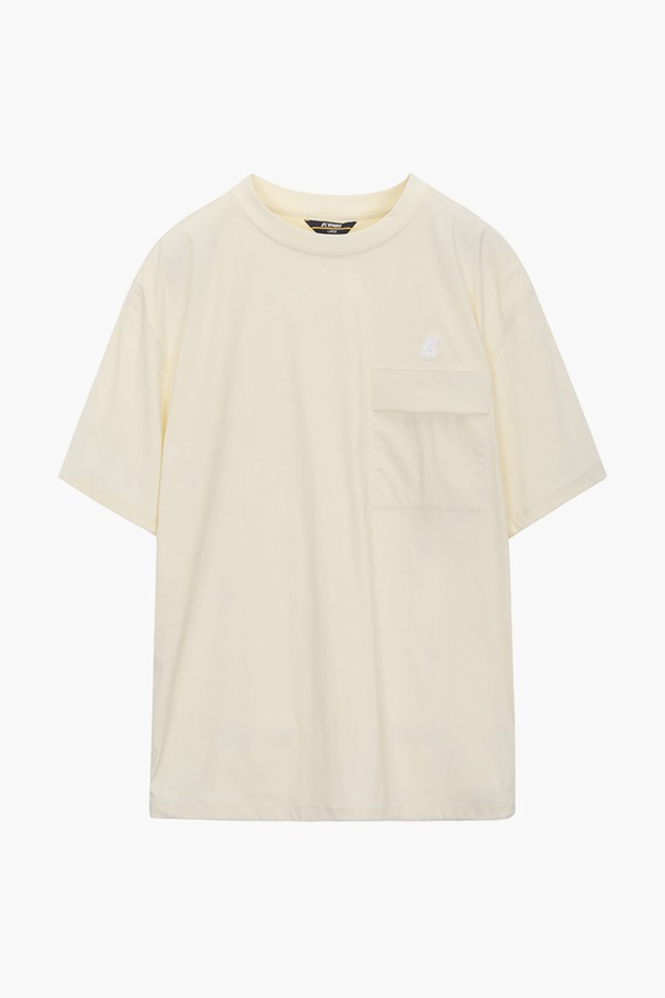 까웨(KWAY) 나일론 포켓 반팔티 Y232BU3450은 남녀 모두 착용 가능한 여름 시즌용 상의입니다. 가슴 포켓 디테일이 돋보이며, 나일론과 폴리우레탄 혼방 소재로 제작되어 얇고 주름 방지 기능이 있는 컴포트핏의 라운드넥 반팔 티셔츠입니다. 반바지와 세트 코디하여 캐주얼하면서도 스포티한 일상복 스타일을 연출할 수 있습니다.
