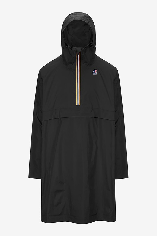 까웨(KWAY) 르브레 4.0 포춘 자켓 Y255EUJ932는 남녀 공용으로 착용 가능한 블랙 컬러의 아노락 스타일 자켓입니다. 봄, 가을 시즌에 적합하며, 가볍고 얇은 나일론 소재에 방수, 방풍, 발수 기능을 더해 아웃도어 활동과 일상에서 모두 활용하기 좋습니다. 레귤러핏과 하프 집업 디자인으로 활동성을 높였으며, 마이크로 립스탑 원단과 패커블 기능, 후드 스트링으로 실용성을 더했습니다.
