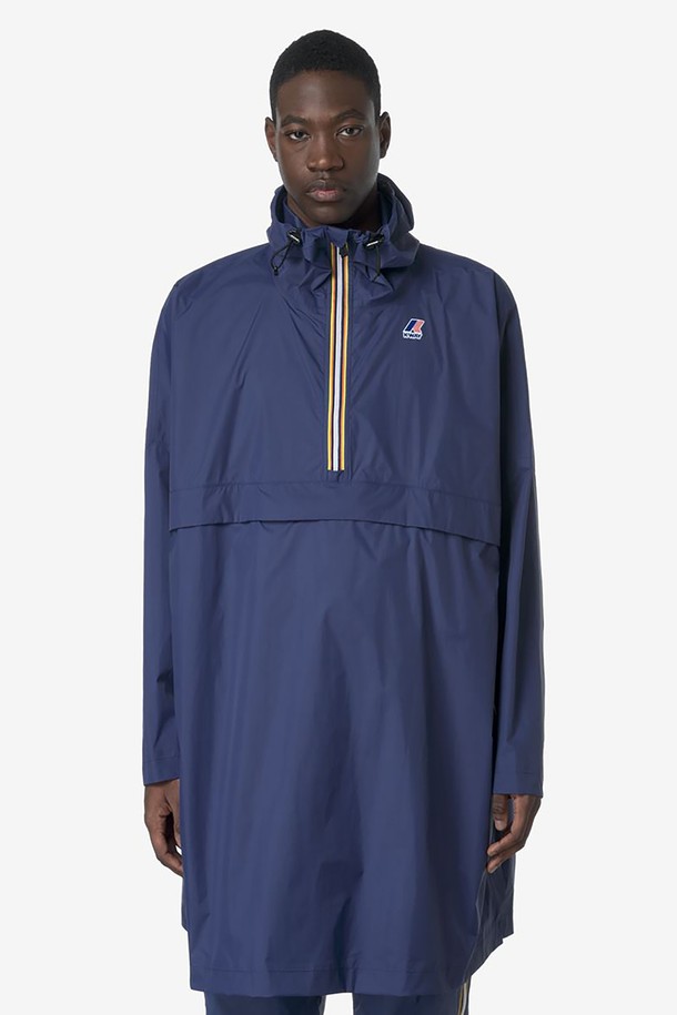 까웨(KWAY) 르브레 4.0 포춘 자켓 Y255EUJ929는 남녀 공용으로 착용 가능한 네이비 컬러의 롱 기장 자켓입니다. 봄/가을 간절기에 적합하며, 일상과 하이킹 등 다양한 활동에 활용할 수 있습니다. 방수, 방풍 기능을 갖춘 얇은 두께의 나일론 소재로 제작되었으며, DWR 발수 가공, 10,000mm 내수압, 10,000g/sqm/24h 투습 기능으로 쾌적함을 유지합니다. 
