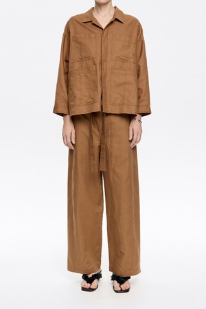 [25SS] 라이트 브라운 베럴핏 린넨 믹스 팬츠 B255AWP018BRA