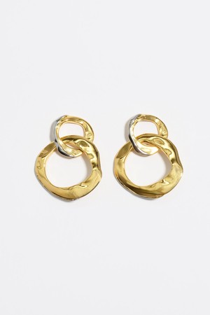 [25FW] 투톤 텍스처 이어링 B256AIW018MUF