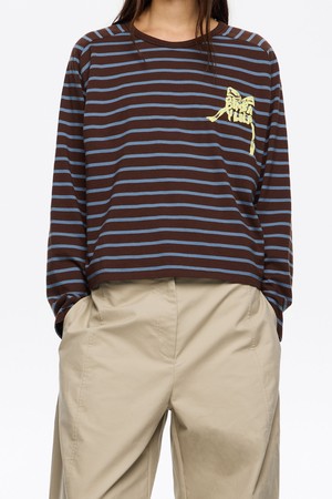 [25FW] 브라운 스트라이프 타이 로고 티셔츠 B256AWT007DWB