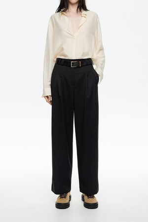 [25FW] 블랙 다트 팬츠 B256AWP008BKA