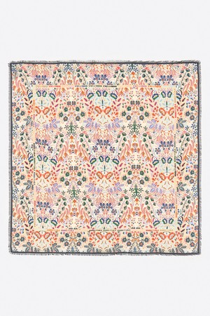 [25FW] 바닐라 플라워 & 로고 보더 숄 B256AII013IVF