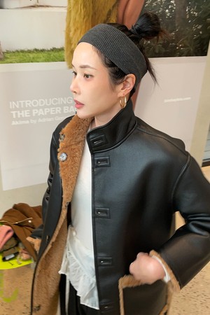 [25FW] 빔바이롤라 캐멀 리버서블 퍼 코트 B256AWM001CMB