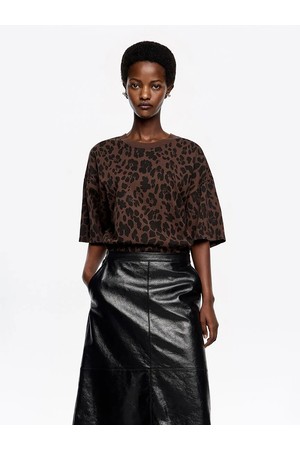 [25FW] 다크브라운 레오파드 오버사이즈 빅 티셔츠 B256AWT024BRB