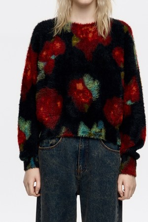 [25FW] 블랙 리본 로즈 퍼 벌룬 스웨터 B256AWK016BKB