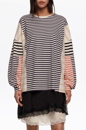 [26SS] 빔바이롤라 멀티컬러 스트라이프 오버사이즈 티셔츠 - 네이비 B265AWT002NYB