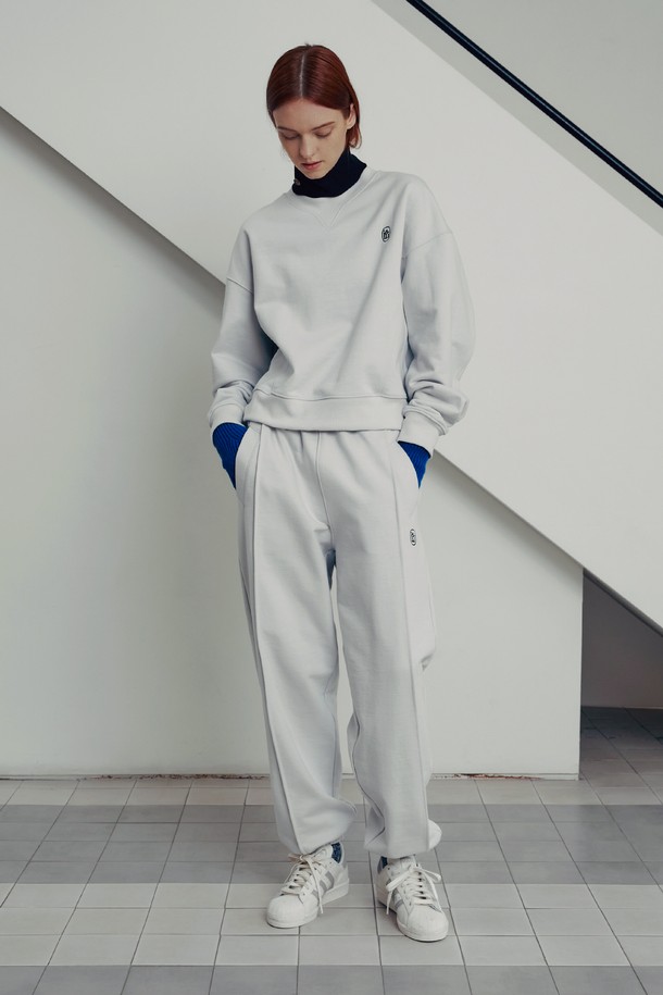 IULAI - 트레이닝 팬츠/조거 - Urban jogger pants Ice grey