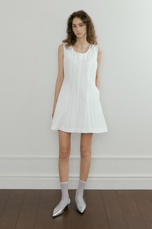 Turntee dress White